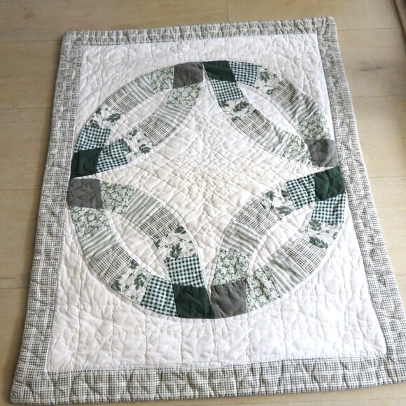 Hand Quilted Patchwork Pillow Sham Green White Wedding Ring Design Cotton Fabric - Picture 5 of 10